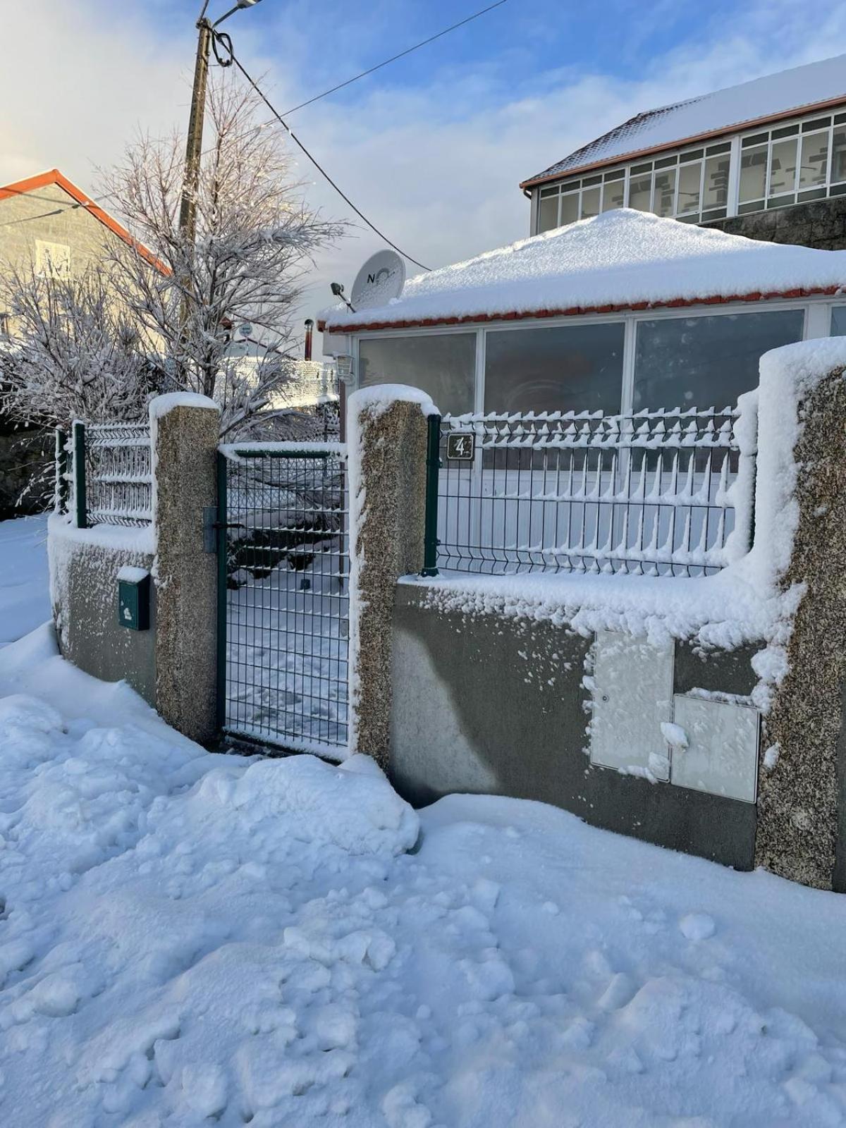 Casa Fonte Fria Villa Pitoes das Junias Exteriör bild